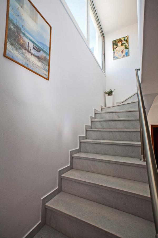 Kapetanos Rooms Naxos City 外观 照片