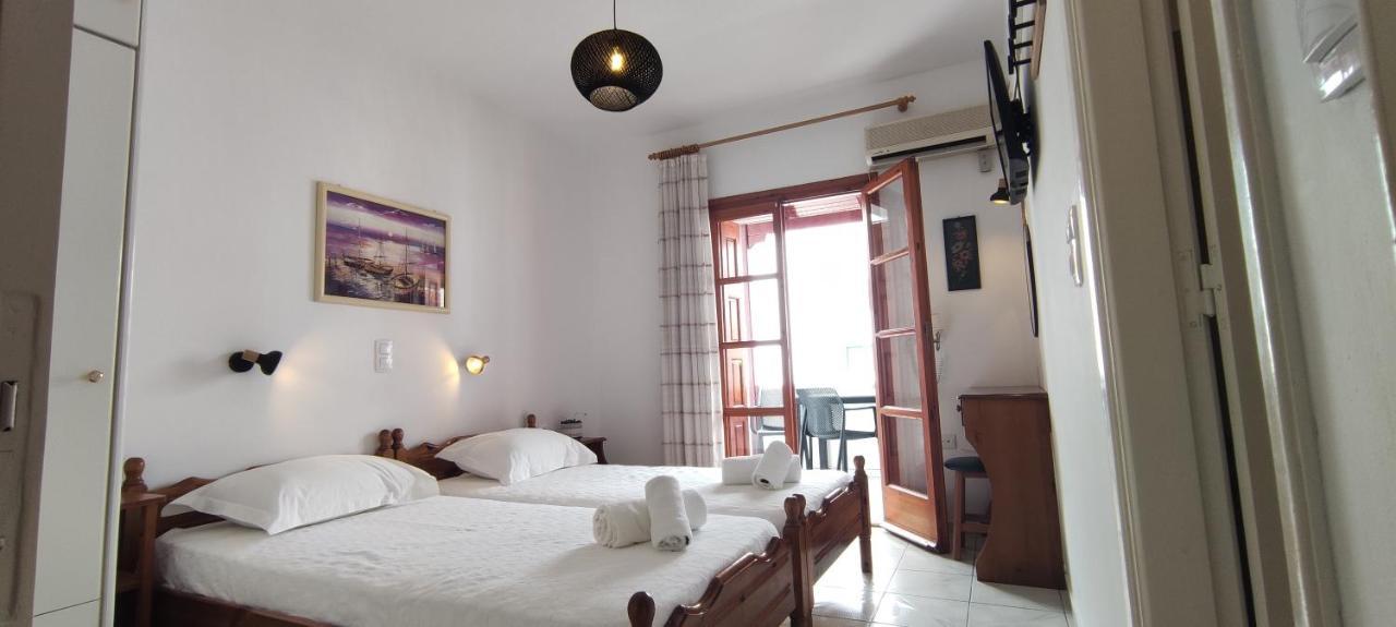 Kapetanos Rooms Naxos City 外观 照片
