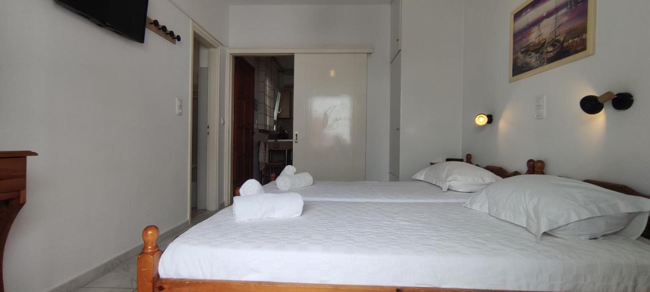 Kapetanos Rooms Naxos City 外观 照片