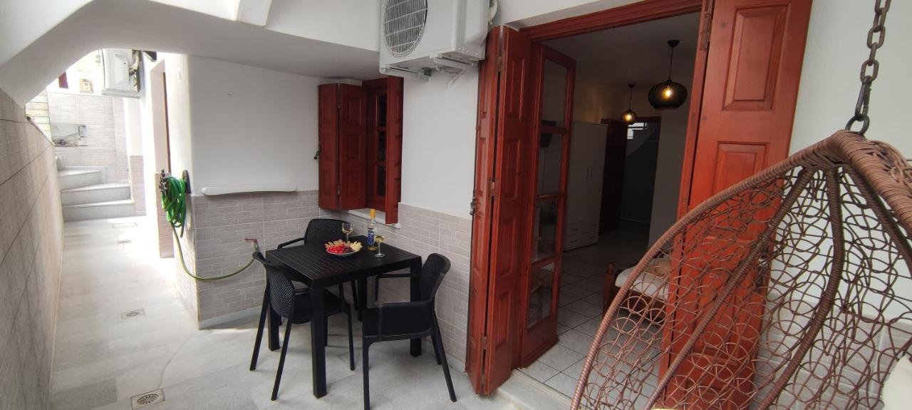 Kapetanos Rooms Naxos City 外观 照片