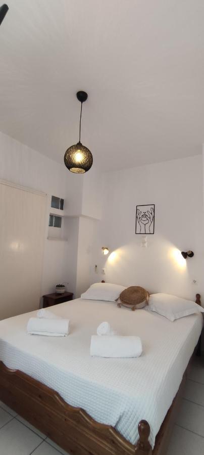 Kapetanos Rooms Naxos City 外观 照片
