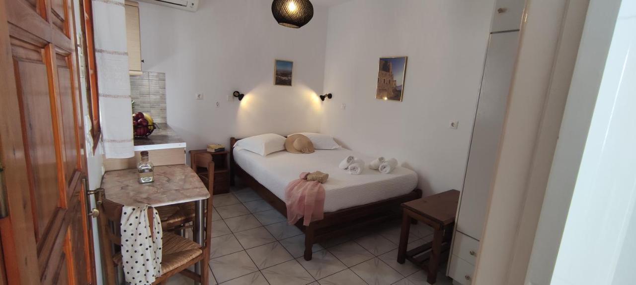 Kapetanos Rooms Naxos City 外观 照片
